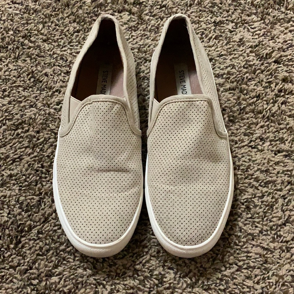 Steve Madden Zarayy Slip-On Shoes- size 8